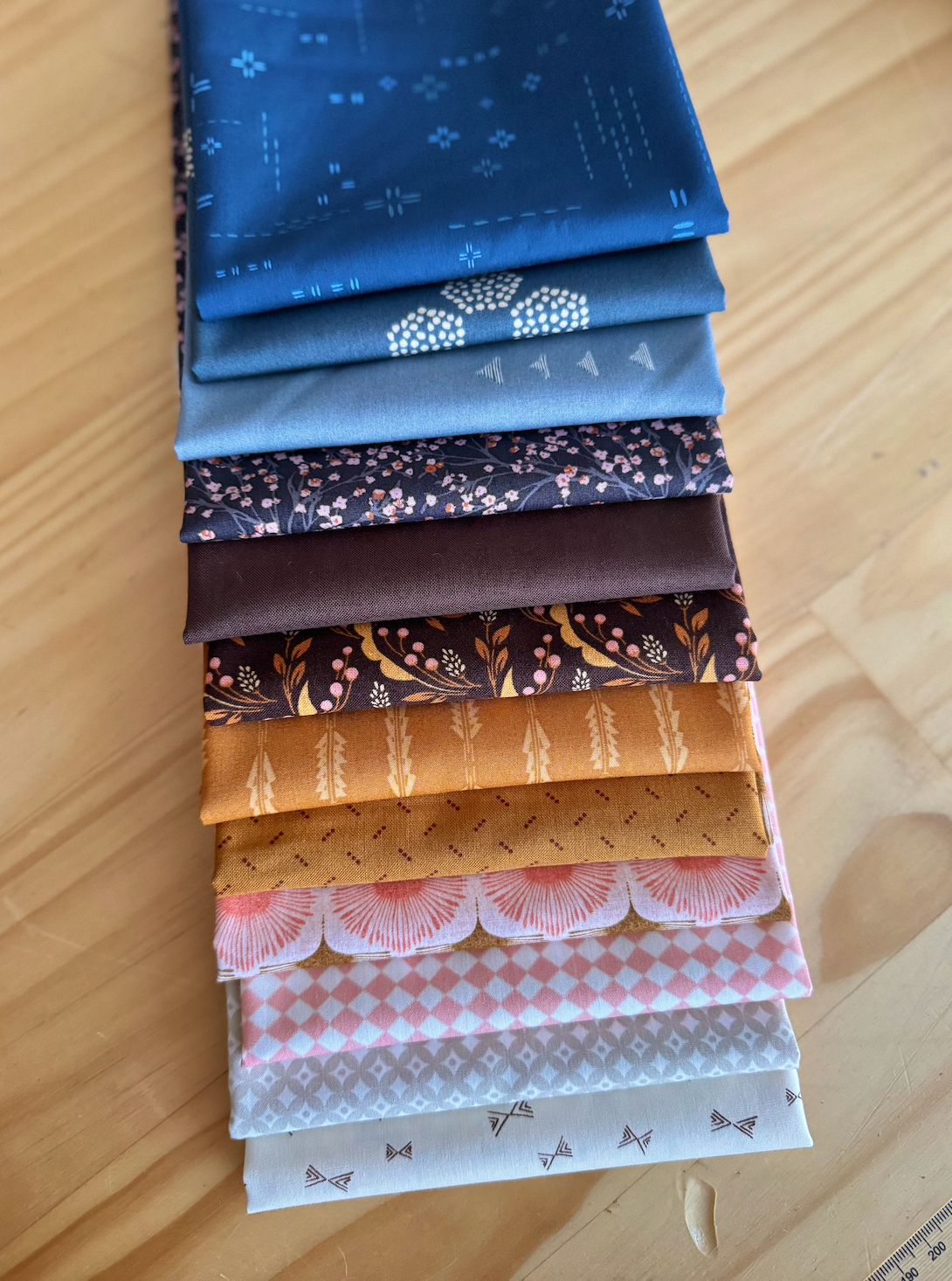 Silverton Cotton Fabric Bundle - 12 Fat Quarters - product view 5