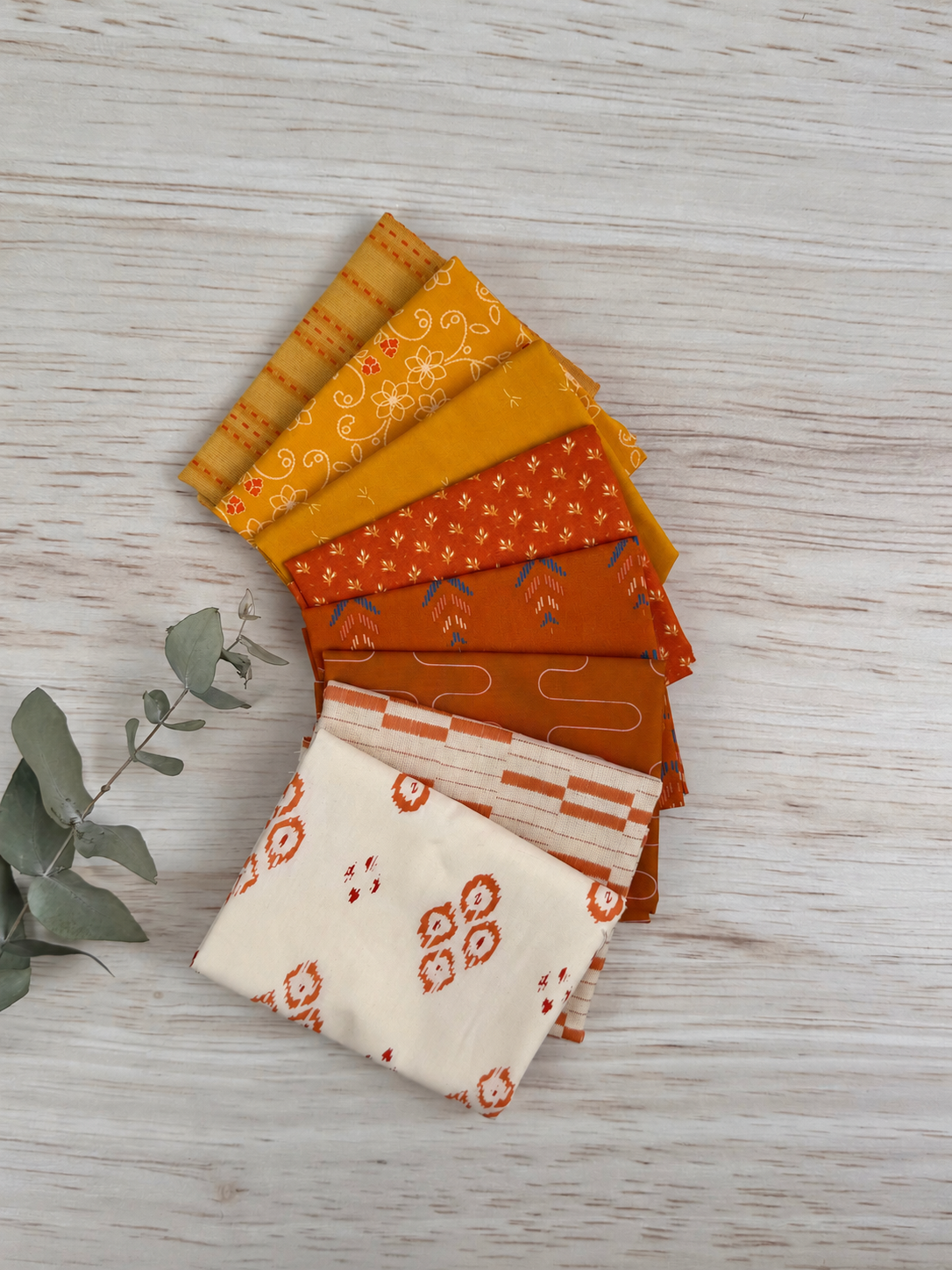 Mereenie Cotton Fabric Bundle - 8 Fat Quarters - product view 4