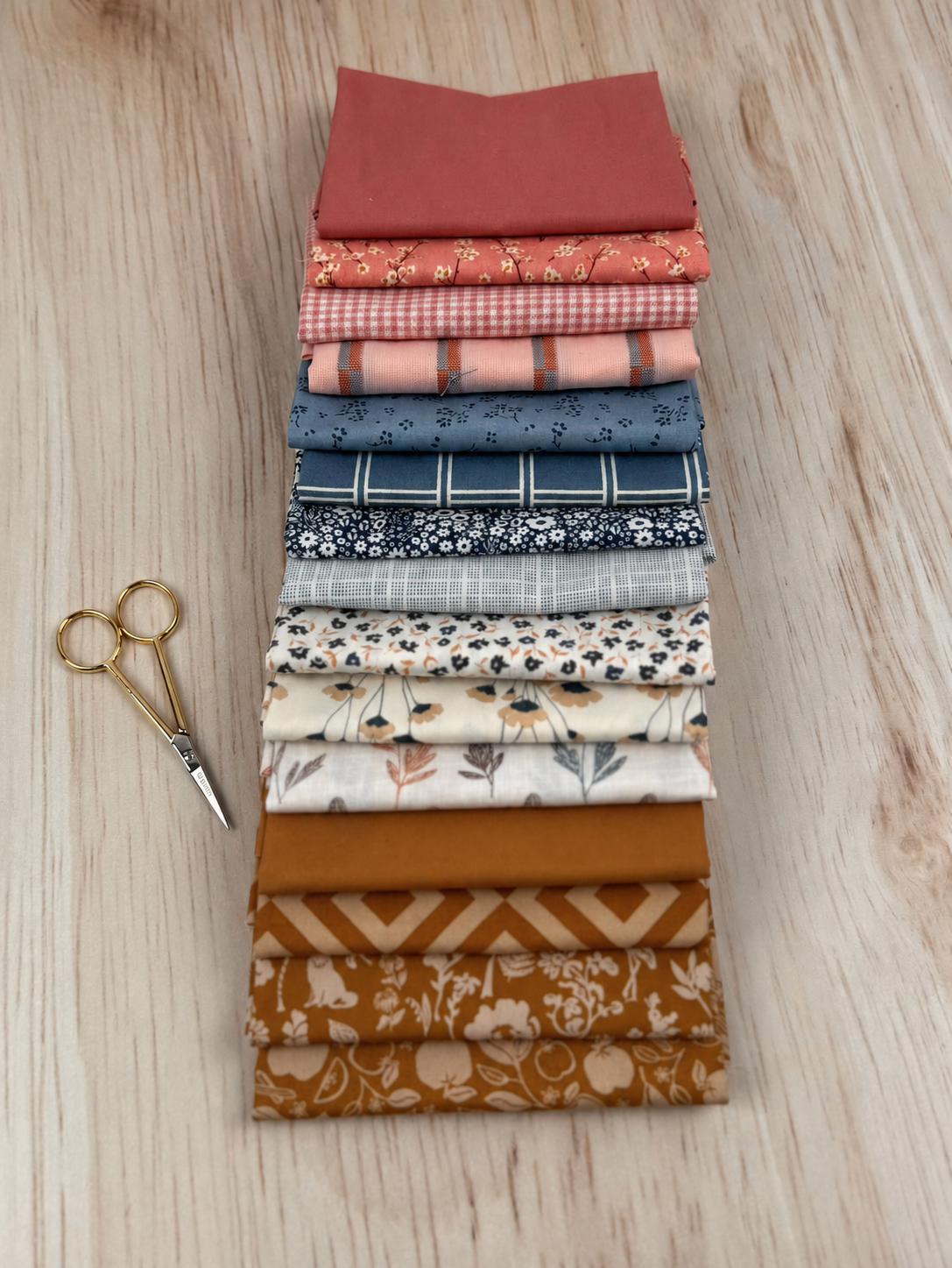Murray Sunset Cotton Fabric Bundle - 15 Fat Quarters - product view 5