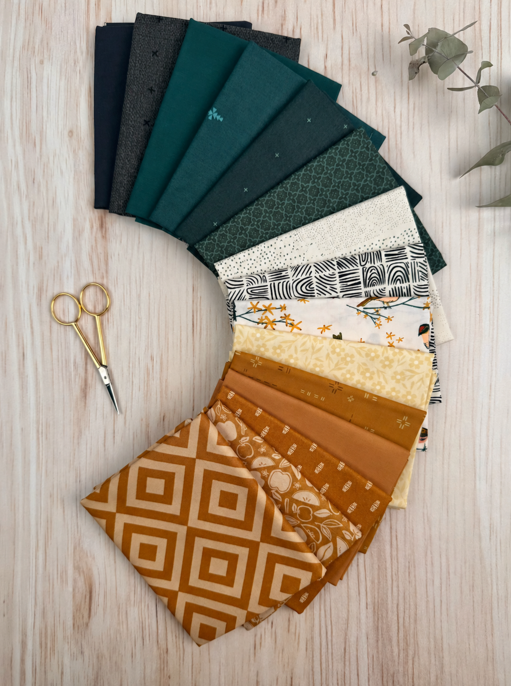 Chippendale Cheek Cotton Fabric Bundle - 15 Fat Quarters - product view 2
