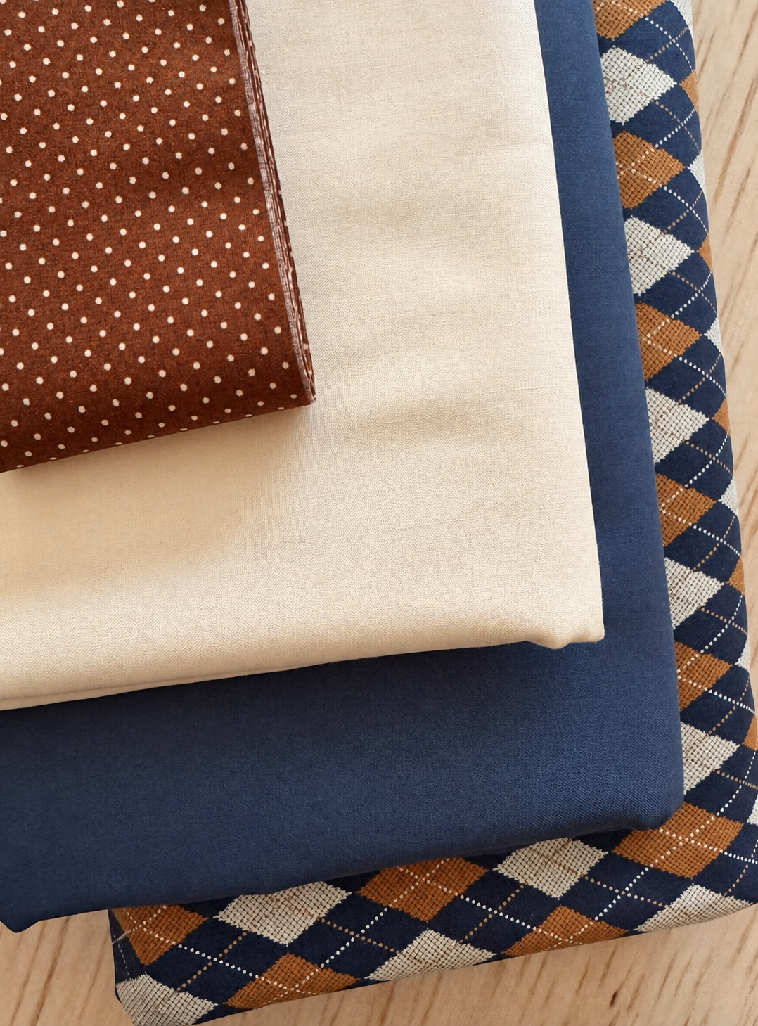 Double Irish Chain Cotton Quilt Fabric Kit with Backing - product view 4